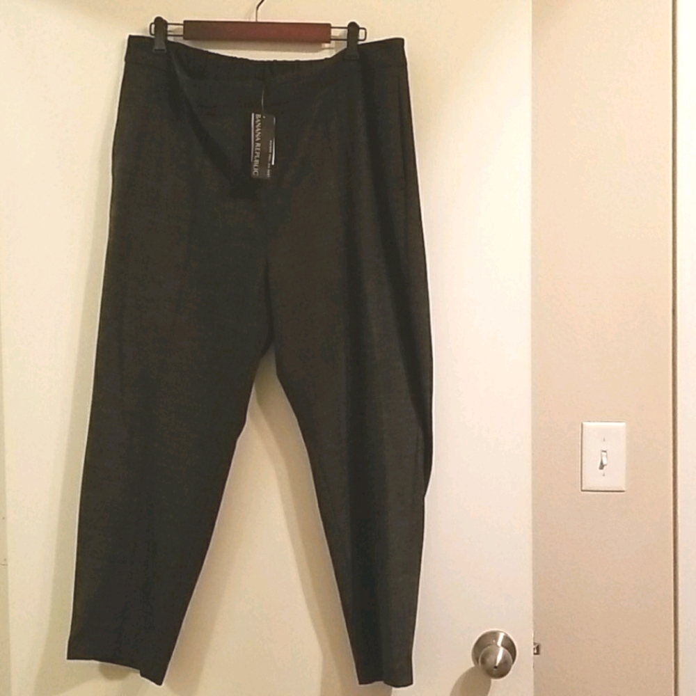 NWT Banana Republice Hayden pull on pant